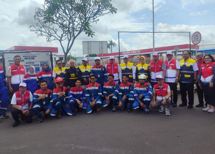 Tinjau Persiapan Nataru, Wamen ESDM Tinjau SPKLU Rest Area KM 57 - Gambar 3