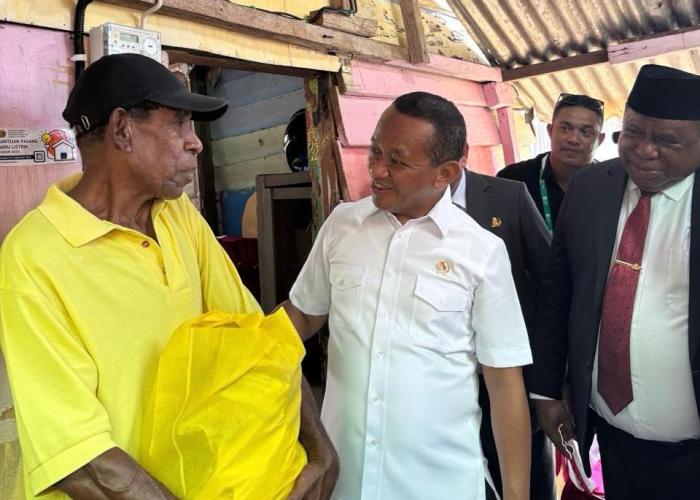 Cahaya Baru di Rumah Arobi Hidupkan Harapan Warga Fakfak - Gambar 2