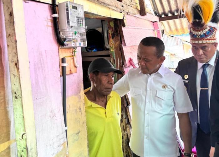 Cahaya Baru di Rumah Arobi Hidupkan Harapan Warga Fakfak - Gambar 3