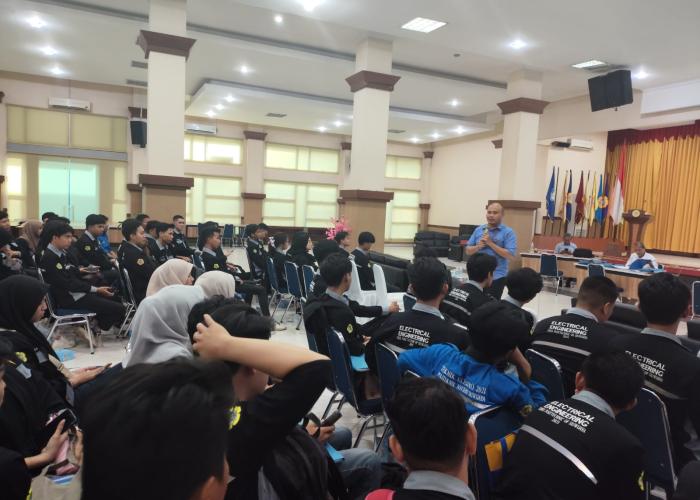 Gandeng Sekolah Vokasi, Kementerian ESDM Dorong Tenaga Teknik Ketenagalistrikan Tersertifikasi - Gambar 2