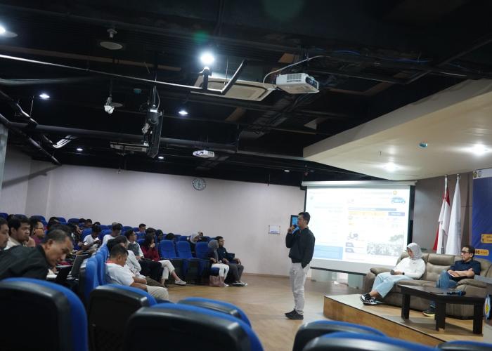 Sambangi ITS, Ditjen Gatrik Ajak Mahasiswa Mengenal Kebijakan Kendaraan Listrik - Gambar 3