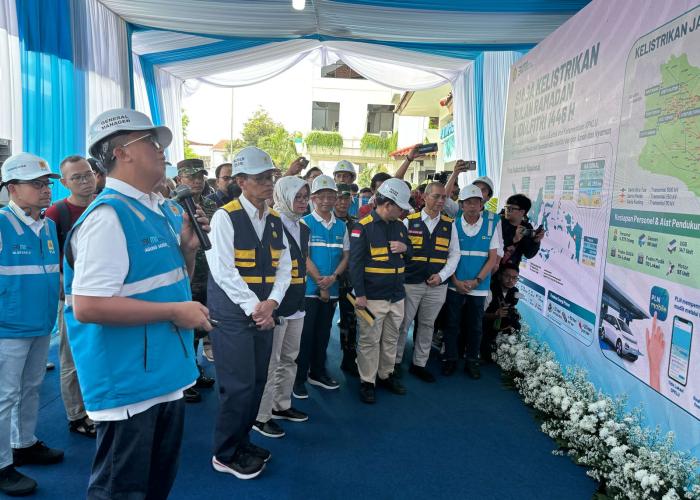 Tinjau PLN Cirebon, Wamen ESDM Pastikan Pasokan Listrik Jabar Andal - Gambar 2