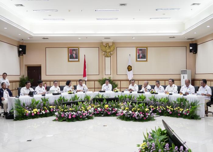 Paparkan Capaian 2023, Dirjen Ketenagalistrikan Tekankan Komitmen Melayani Masyarakat - Gambar 2