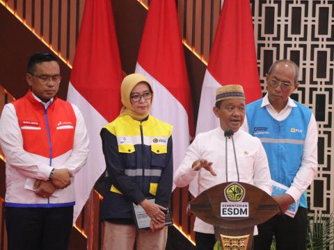 Menteri ESDM Pastikan Pasokan Listrik Aman Jelang Nataru 
