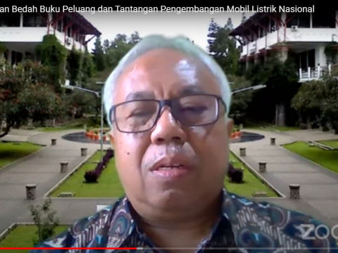 Seminar dan Bedah Buku Peluang dan Tantangan Pengembangan Mobil Listrik Nasional